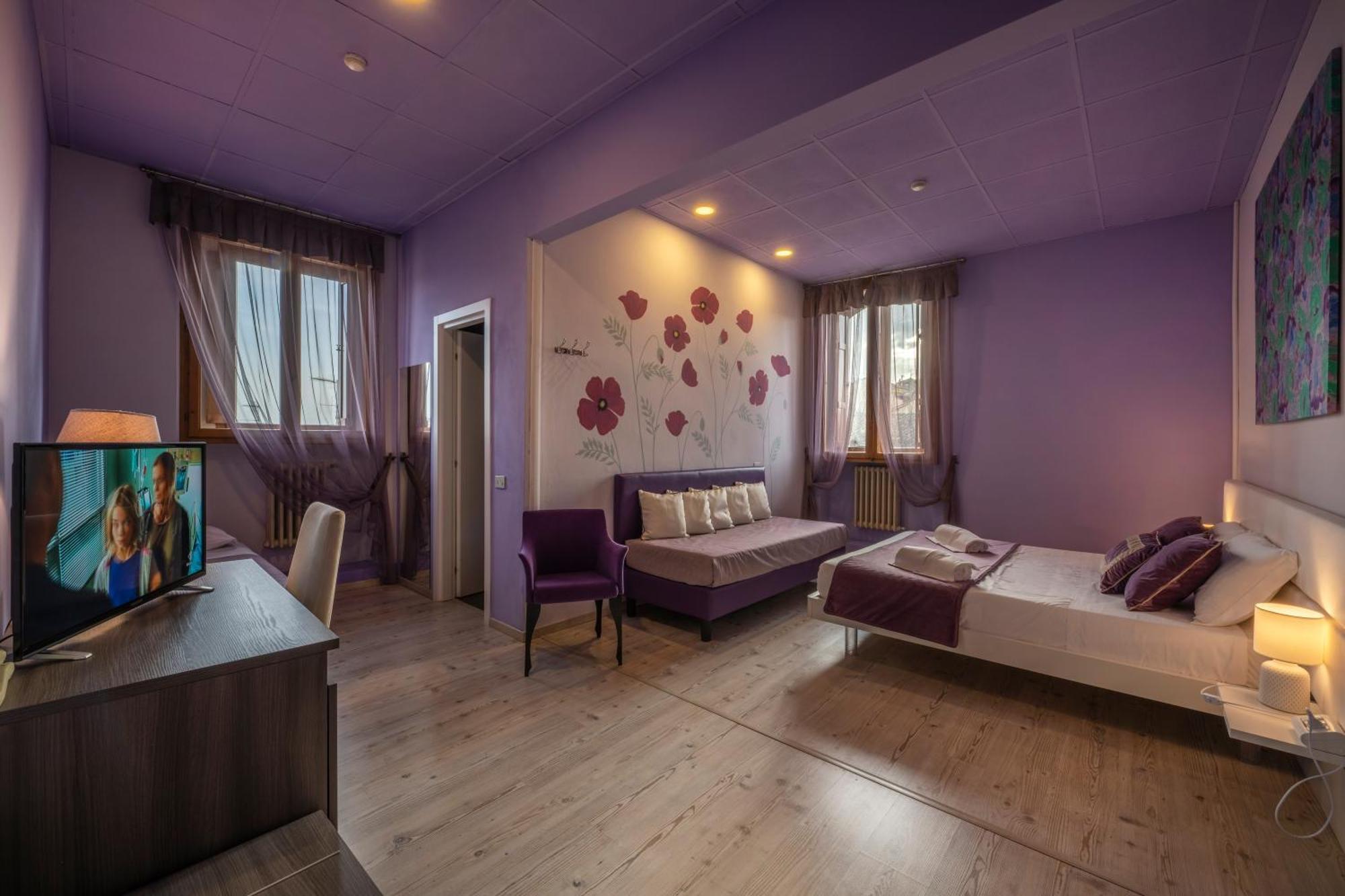 Hotel Palazzo Renieri - 3Stelle S Colle Val D'Elsa Exterior photo